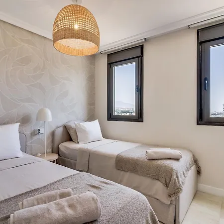 Penthouse Sunset With Jacuzzi * Estepona